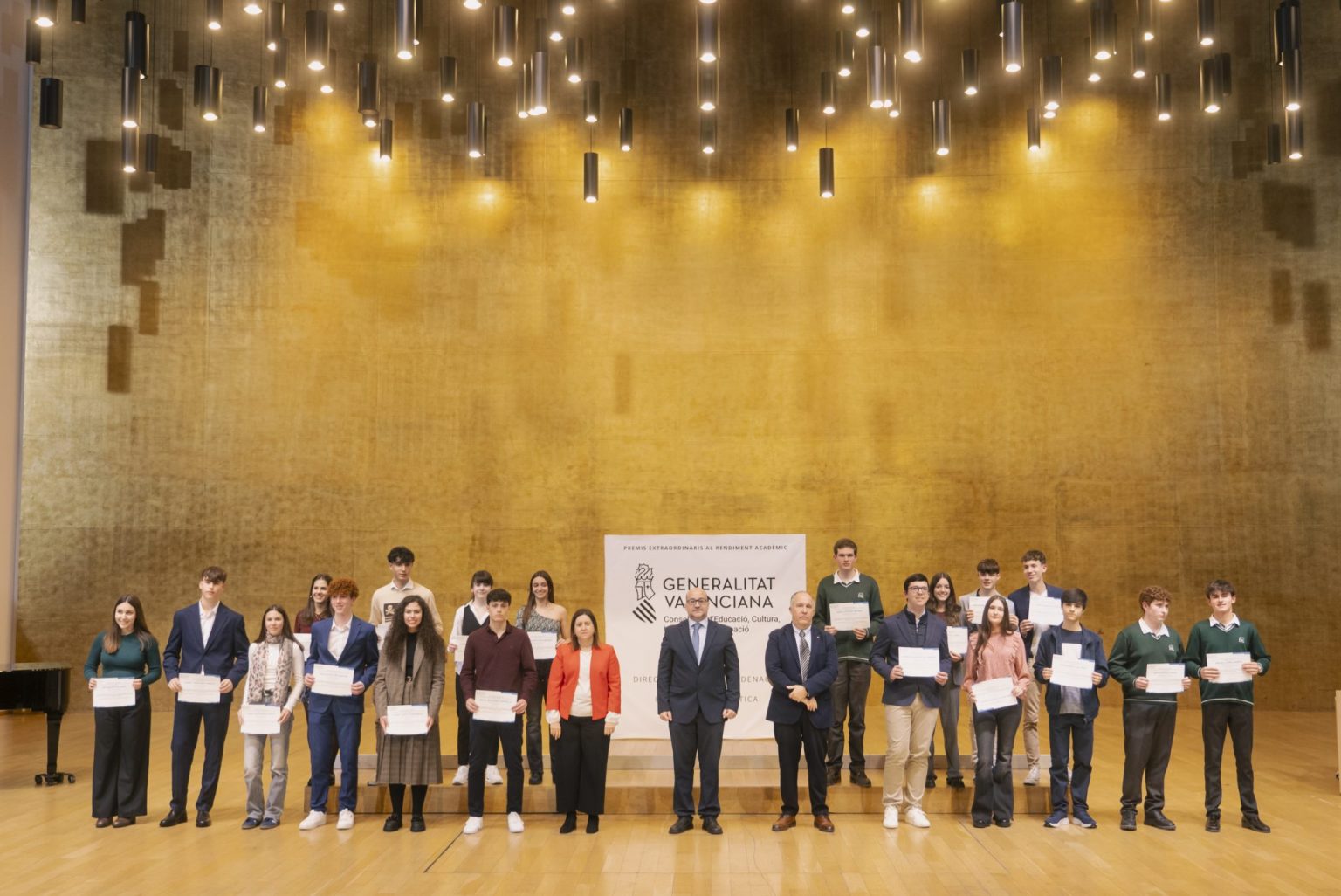 Entrega De Premios Extraordinarios De La ESO Y Bachillerato IES RADIO