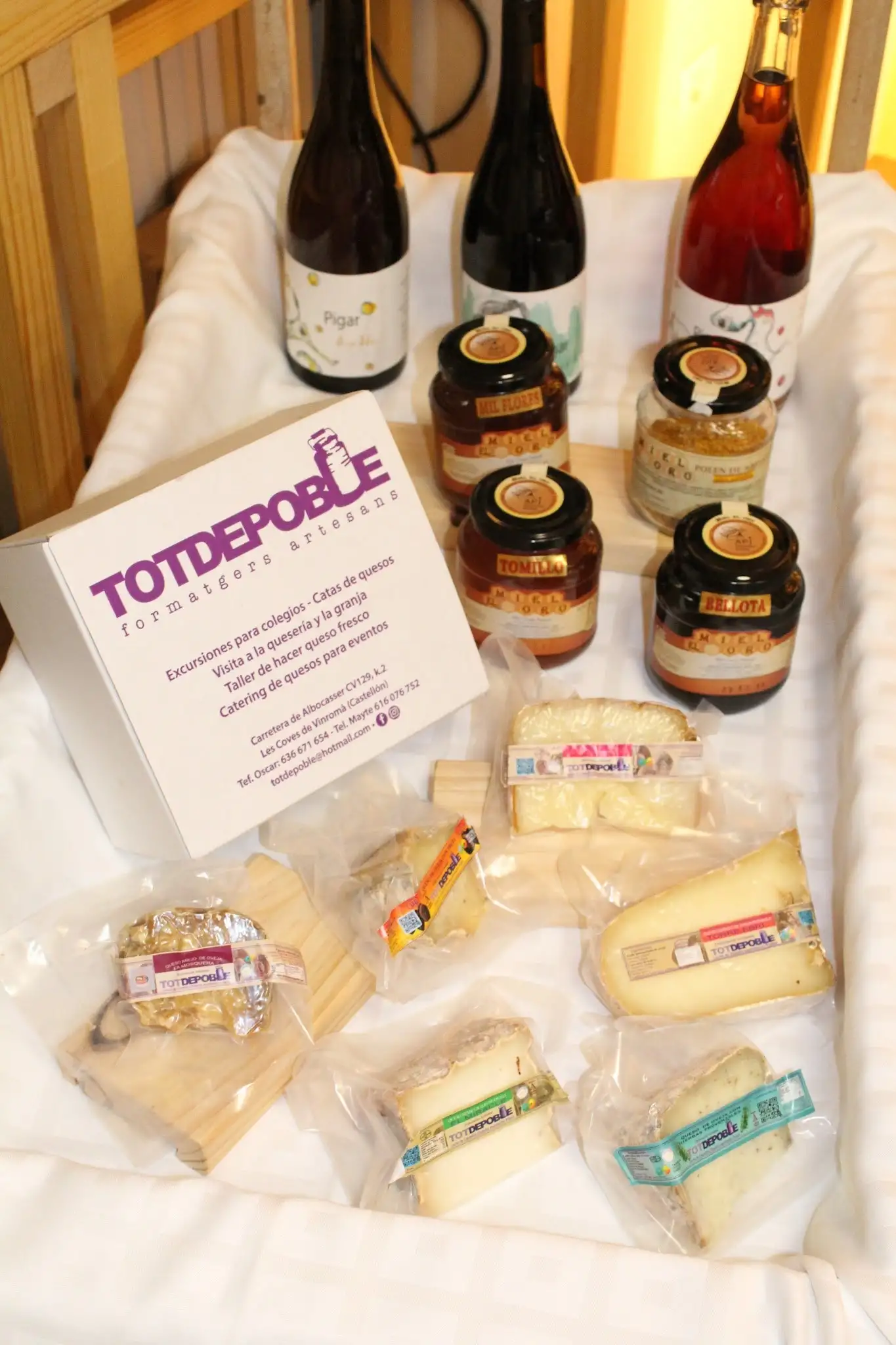 Cata de vino, queso y miel - imagen 1