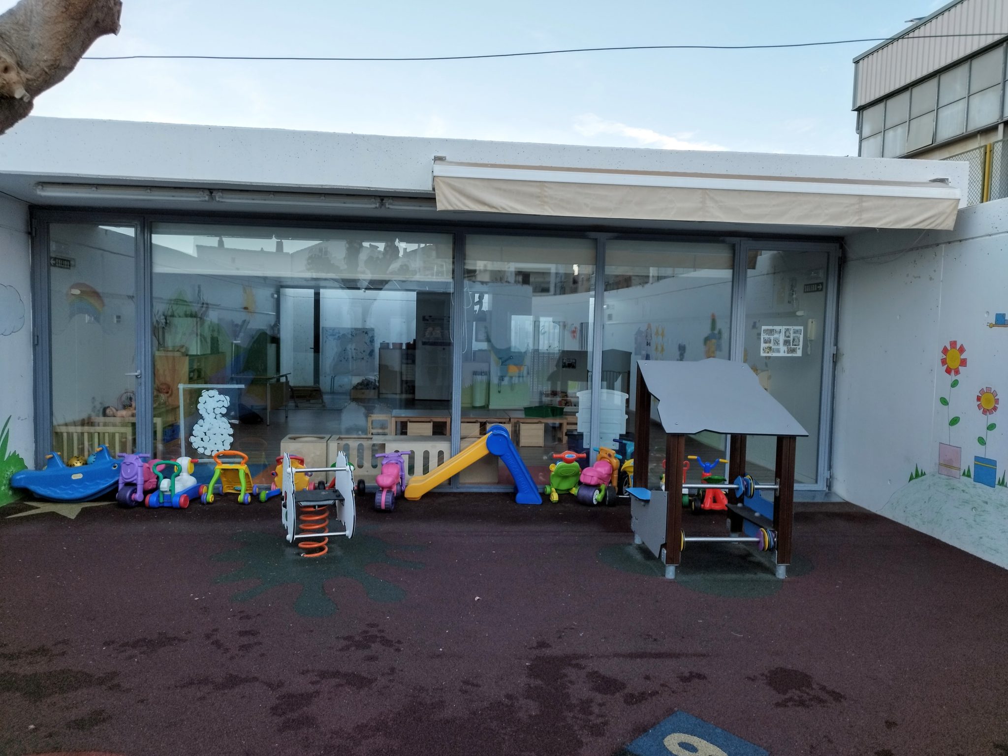 Imatge del centre 46037601