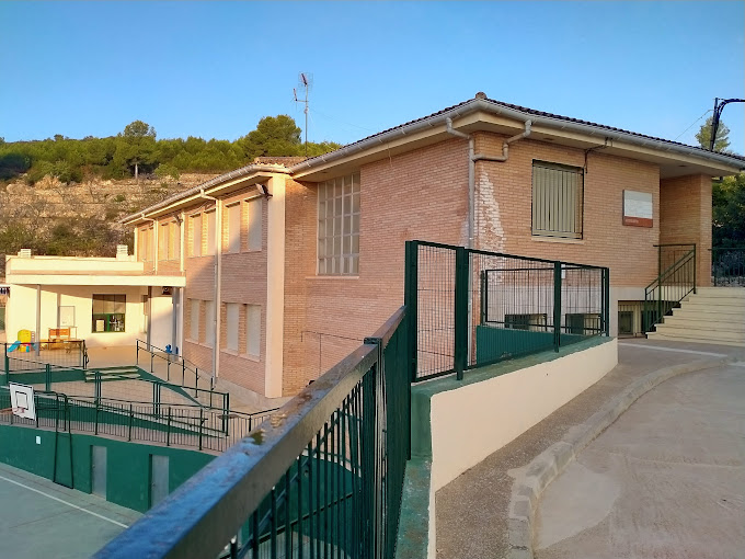 BENVINGUTS I BENVINGUDES AL CEIP COSTUR!