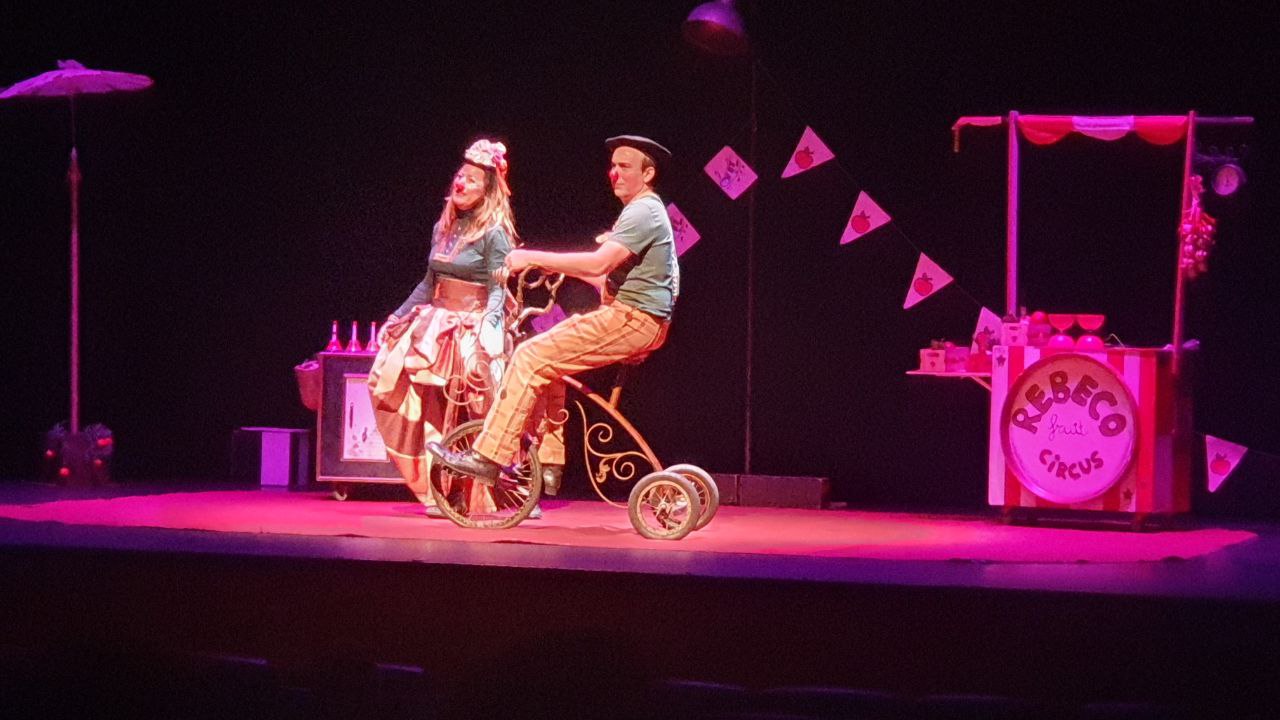 5828219386463373507_121