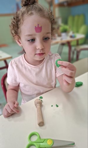 5938211433034665058_121