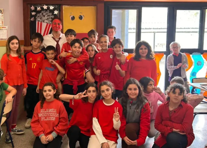 5846065276229717154_121