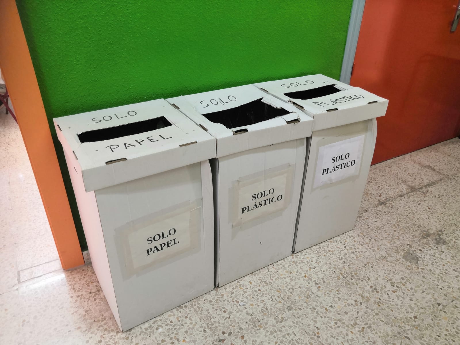 contenidors reciclatge
