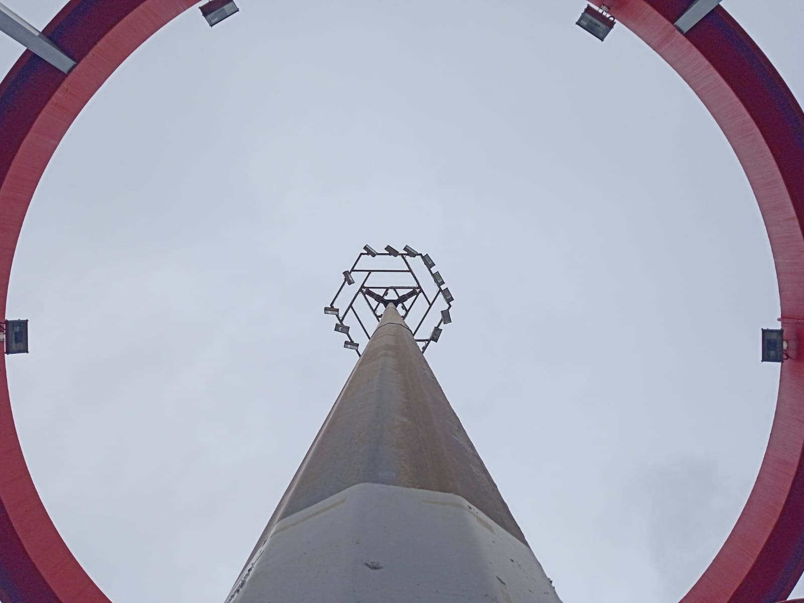 Punto de mira hexagonal