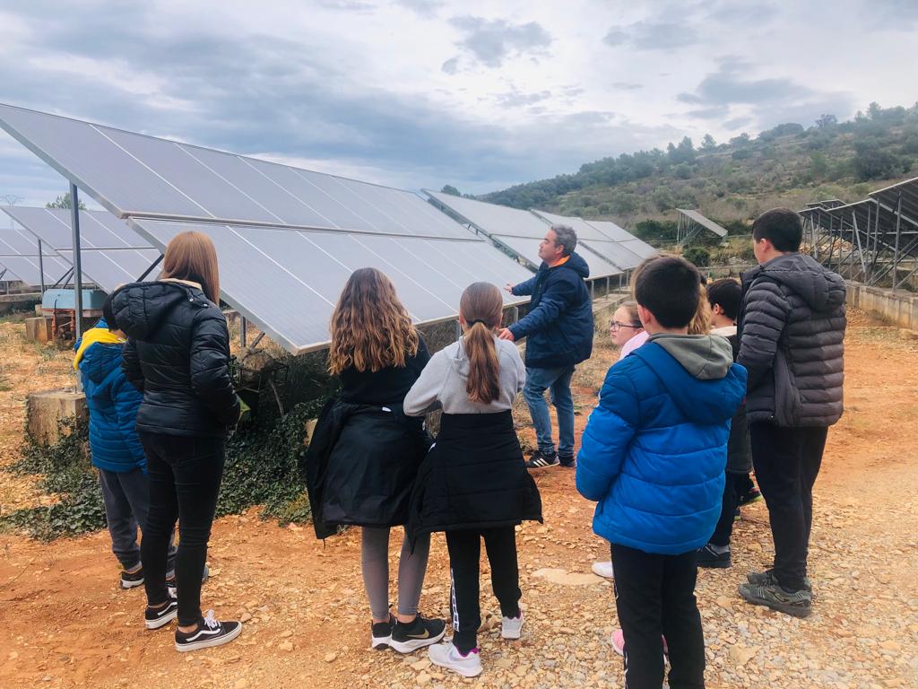 ¿CÓMO FUNCIONA LA ENERGÍA SOLAR?