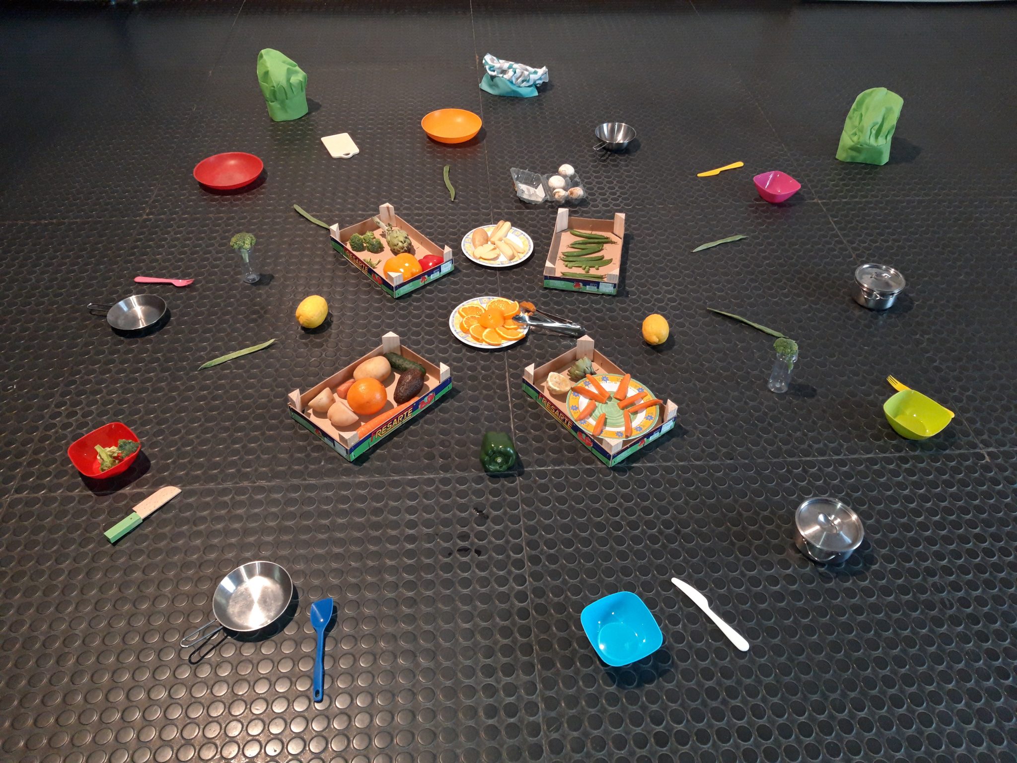 POTENCIAR SU IMAGINACIÓN. A TRAVÉS DE LAS PROPUESTAS GUIAMOS EL APRENDIZAJE (2)