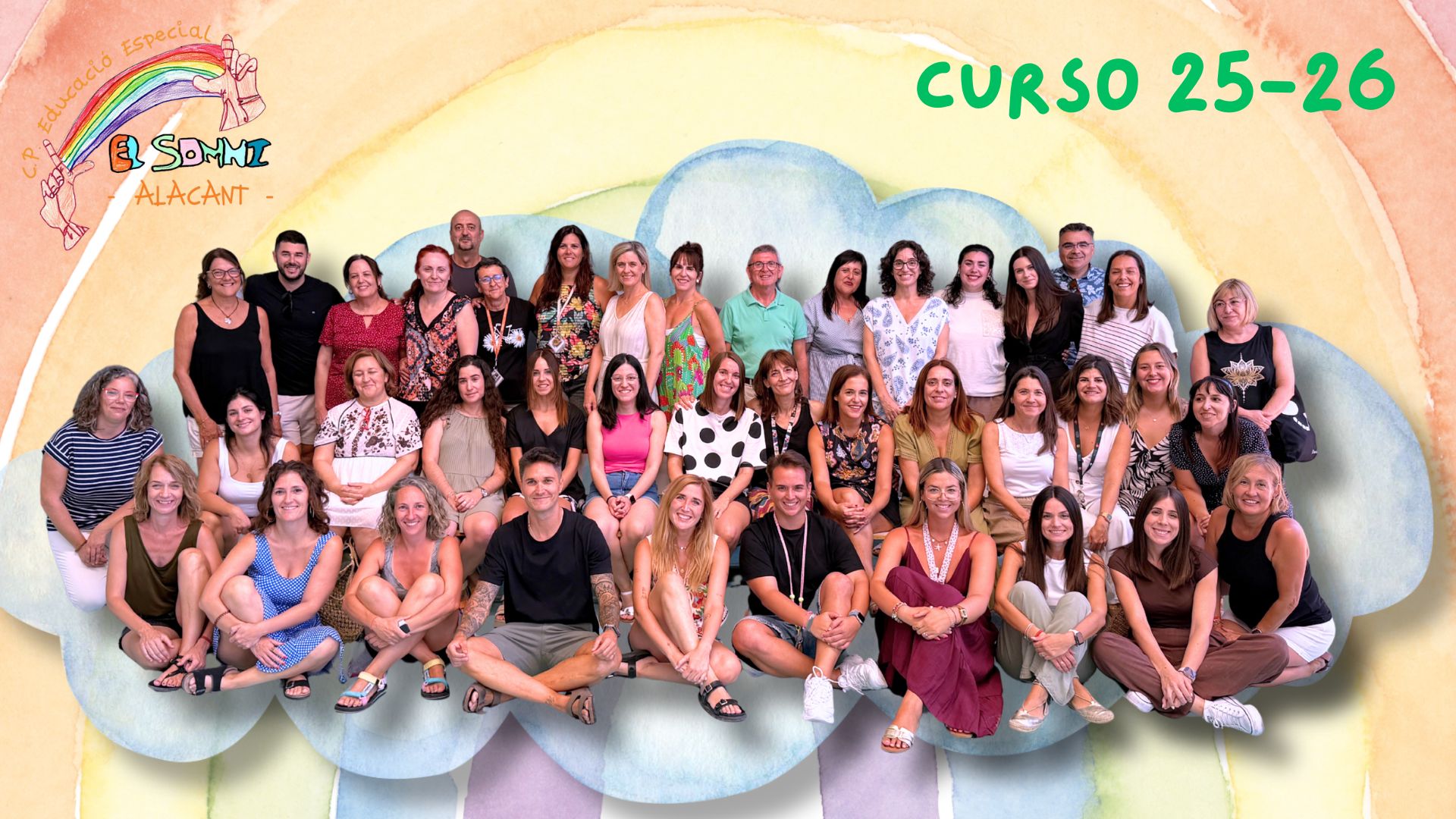 Foto de todo el equipo multidisciplinar