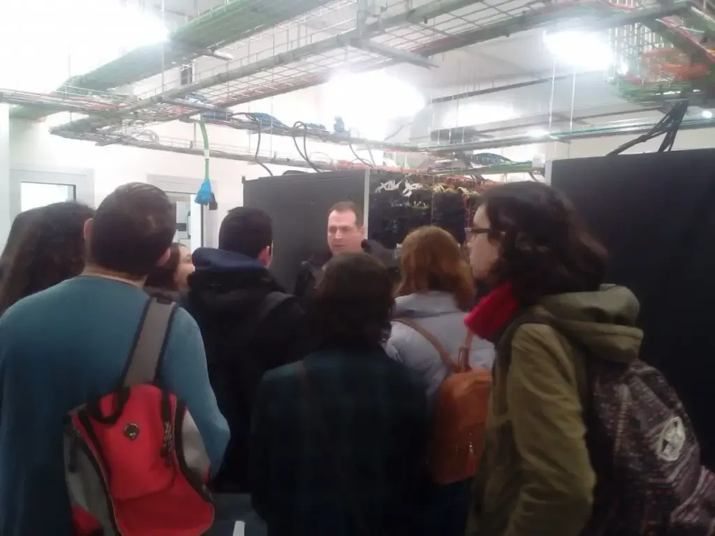 1-IMG_20190211_113129.red_-1024x768