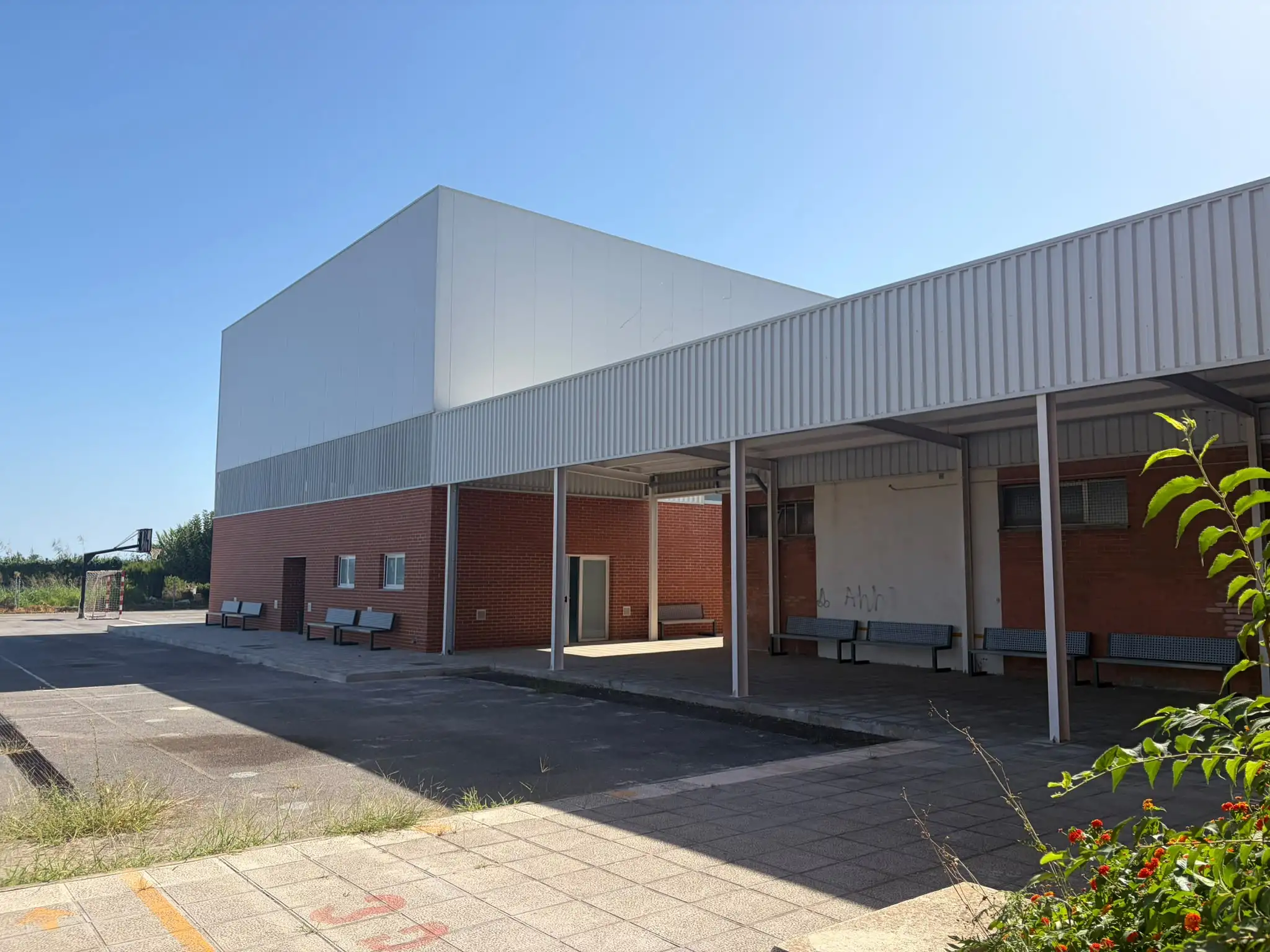 Instal·lacions esportives renovades de l'IES Gregori Maians