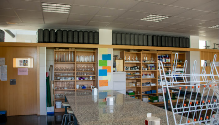 INSTALACIONES_LABORATORIO FÍSICA Y QUÍMICA_2