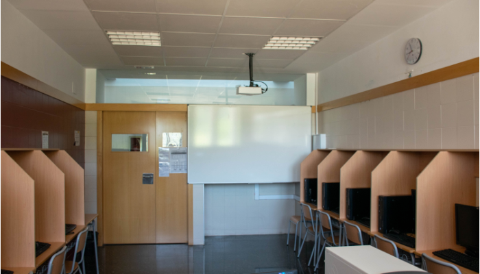 INSTALACIONES_LABORATORIO IDIOMAS_3