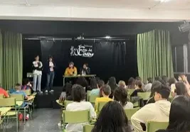 CharlaActoresDaniyRicardo_200px_alto