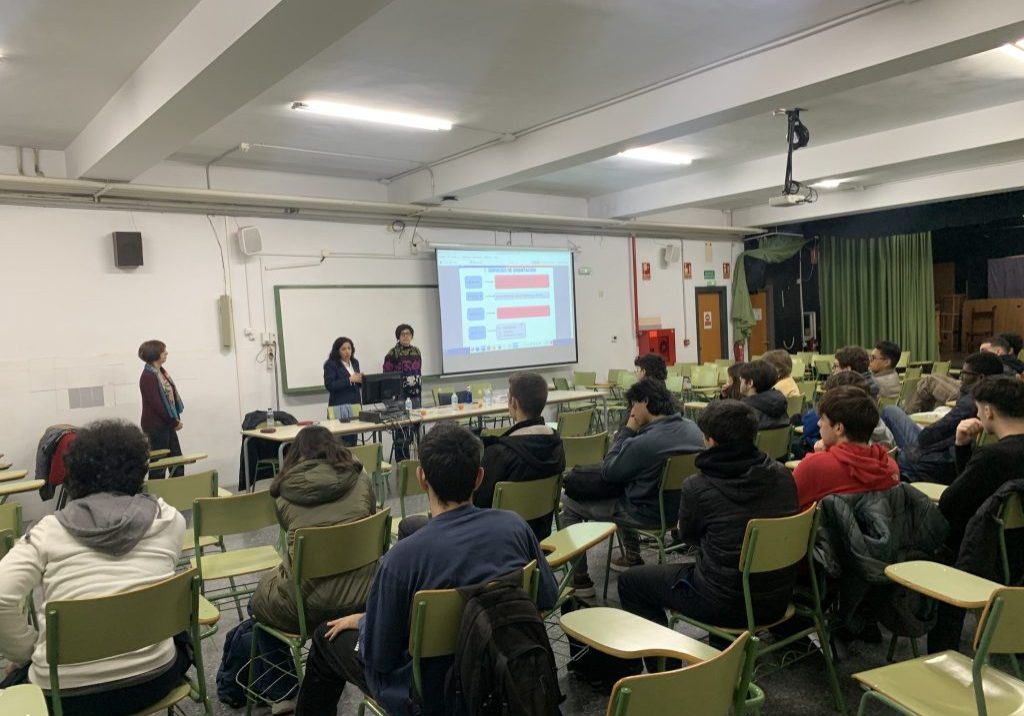 Taller de orientación Laboral impartido por Espai Labora