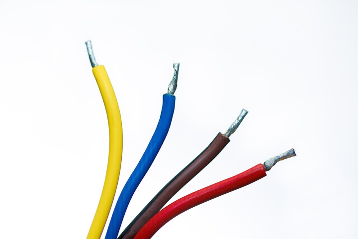 FPB-electricidad-technology-cable-wire-line-communication-colorful-1294681-pxhere.com
