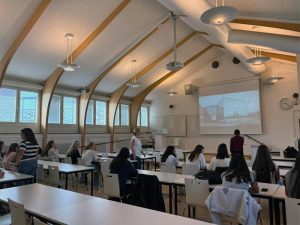 MCD Osterakers Gymnasium