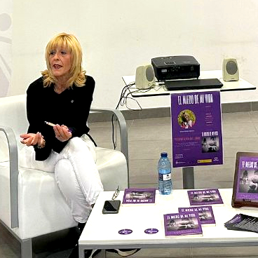 Presentacio Llibre Mónica Muñoz