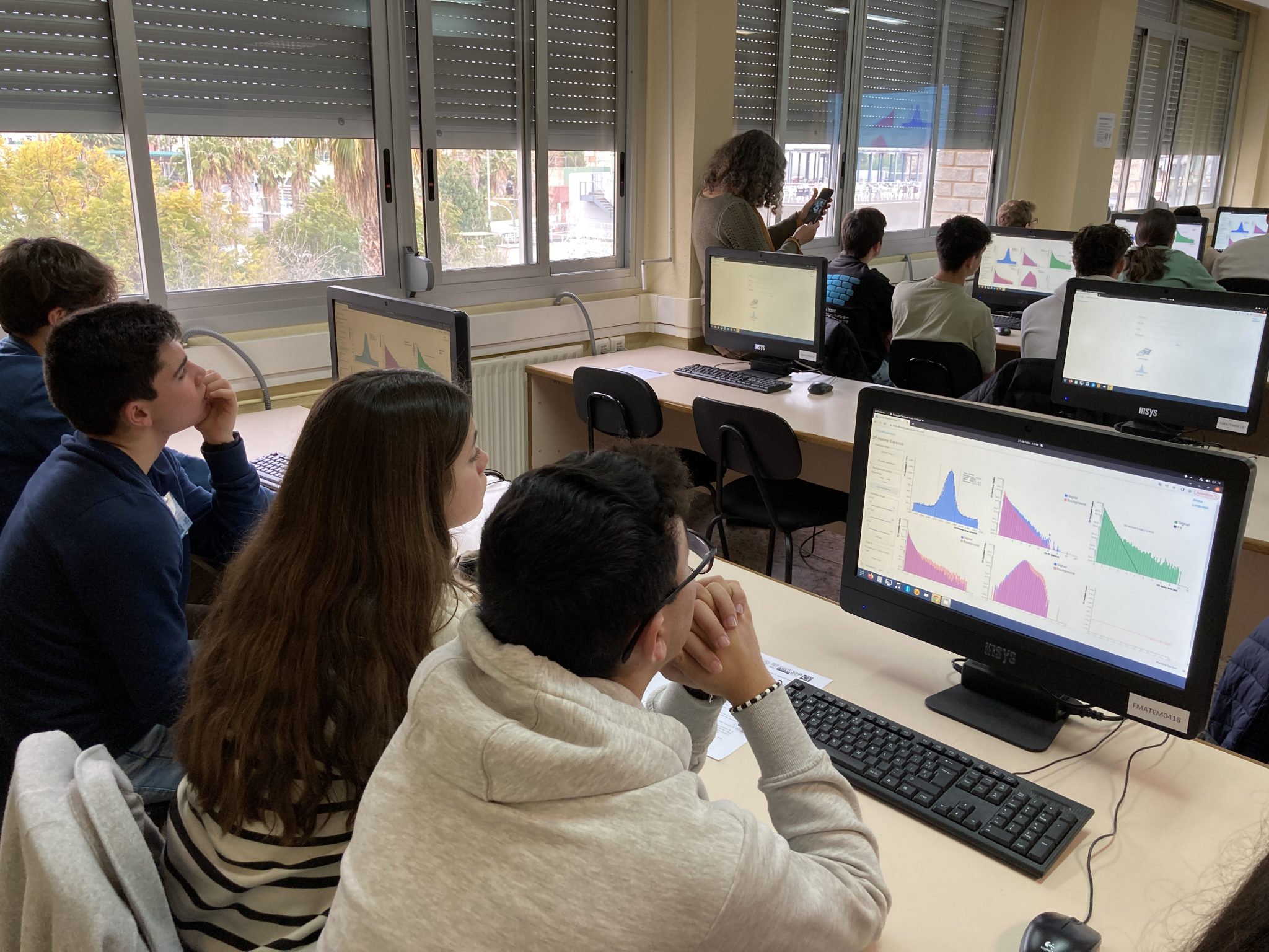 Classes Magistrals Internacionals: Pràctica en Física de Partícules.