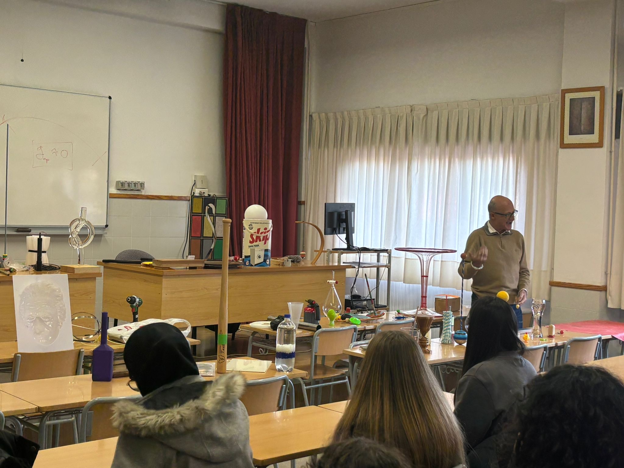 a58f8841-349b-4a6c-9b51-7e390988093a