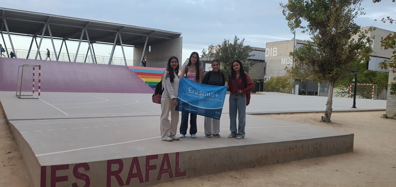 Estudiantes francesas con sus anfitrionas
