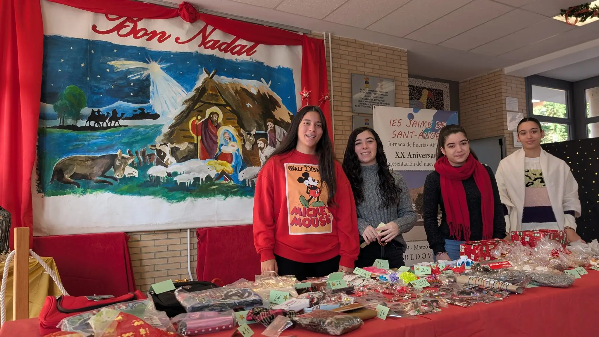 EL MERCADILLO SOLIDARIO COSECHA EL ÉXITO DE PASADAS EDICIONES