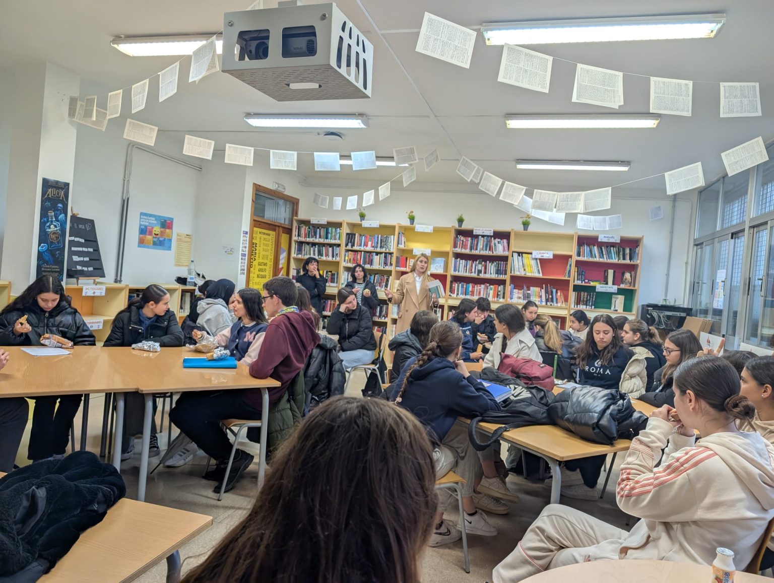 Tokio Blues en el Club de Lectura de Adultos – IES VICENT CASTELL I