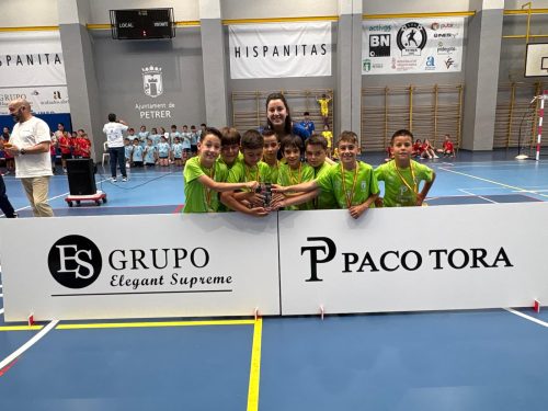 d37eb697-c8b3-4ced-89e4-cc49b389d022