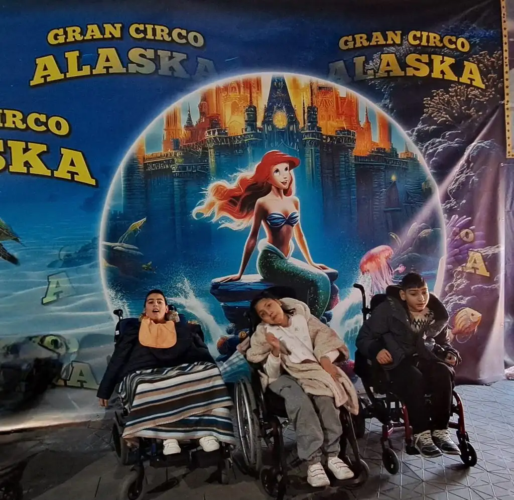 eefb8d9c-e91d-430c-ad0f-87da93ea3d98