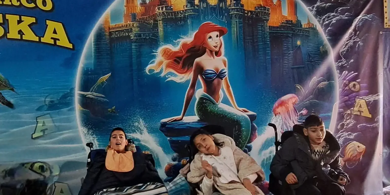 eefb8d9c-e91d-430c-ad0f-87da93ea3d98